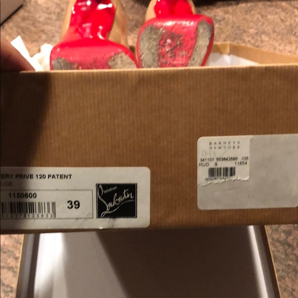 Christian Louboutin nude shoes - Picture 9 of 9